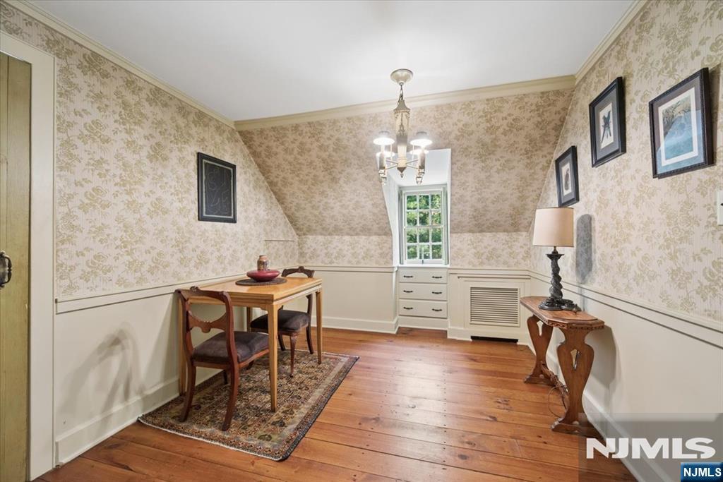 568 Waterloo Road Property Photo 30