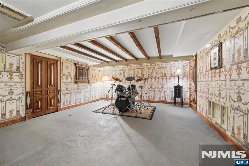 568 Waterloo Road Property Photo 35