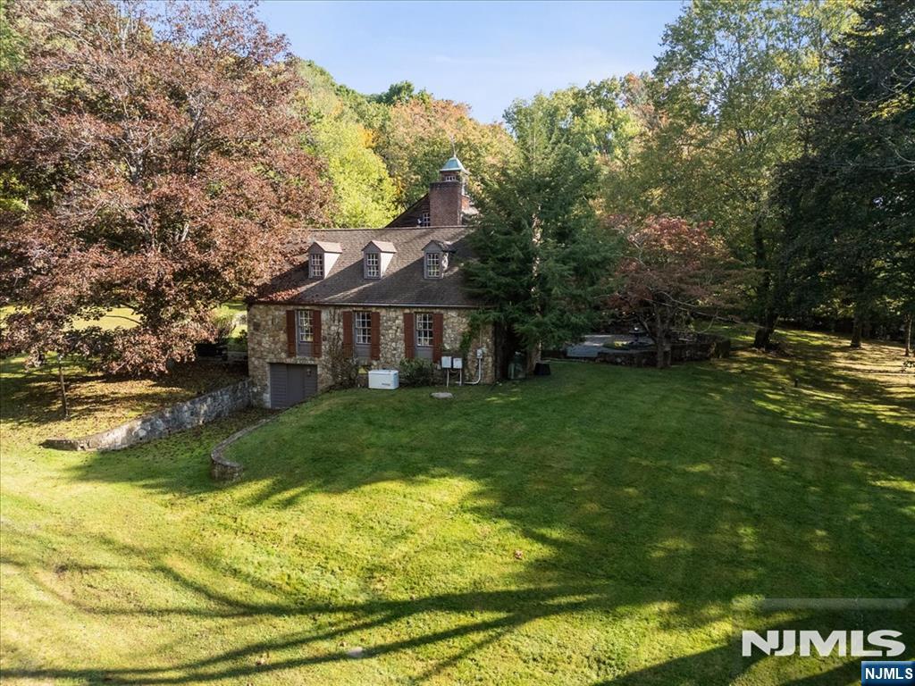 568 Waterloo Road Property Photo 40
