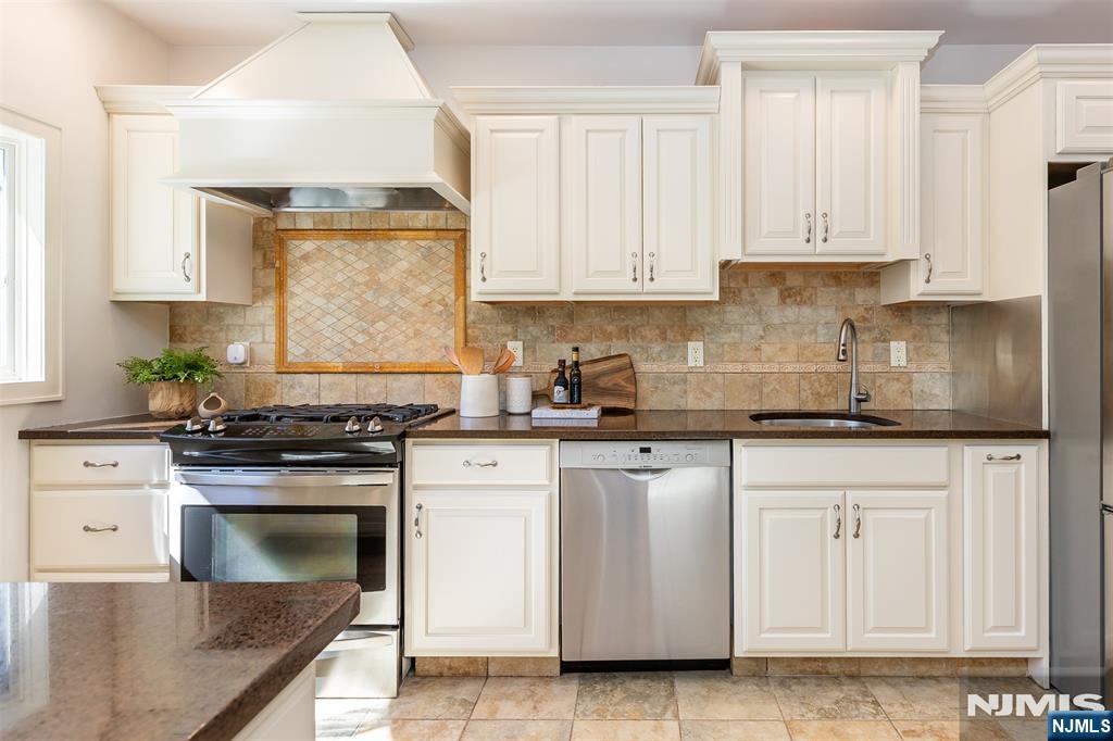 15 Euclid Place Property Photo 14