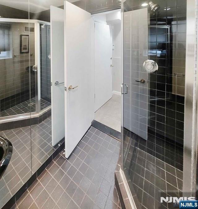 14 Cedar Street Property Photo 24