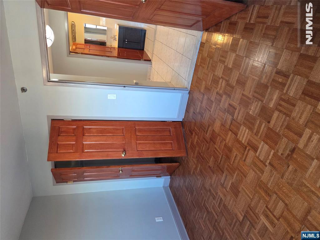 2401 Bergenline Avenue 6c Property Photo 14