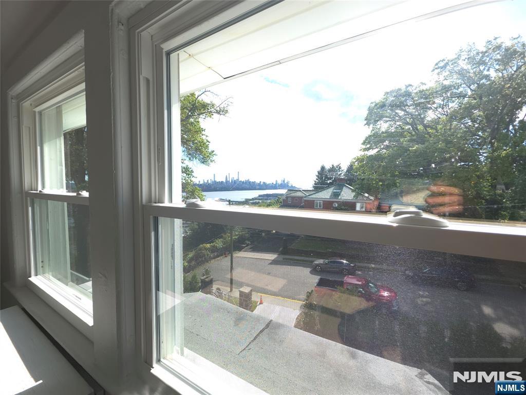 3 Crescent Avenue 3rd Fl Property Photo 7