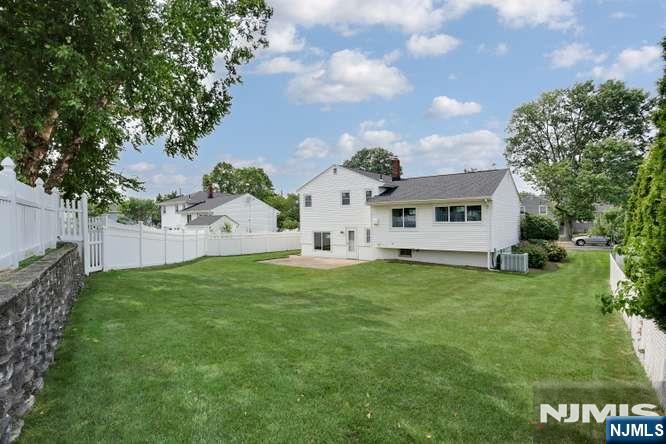 7-32 Richard Street Property Photo 28