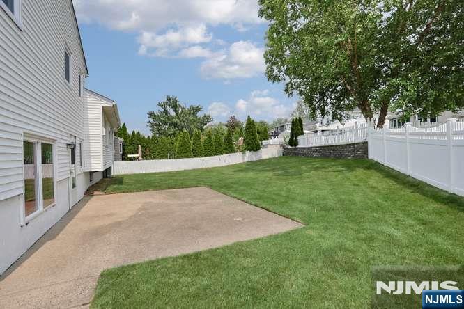 7-32 Richard Street Property Photo 30
