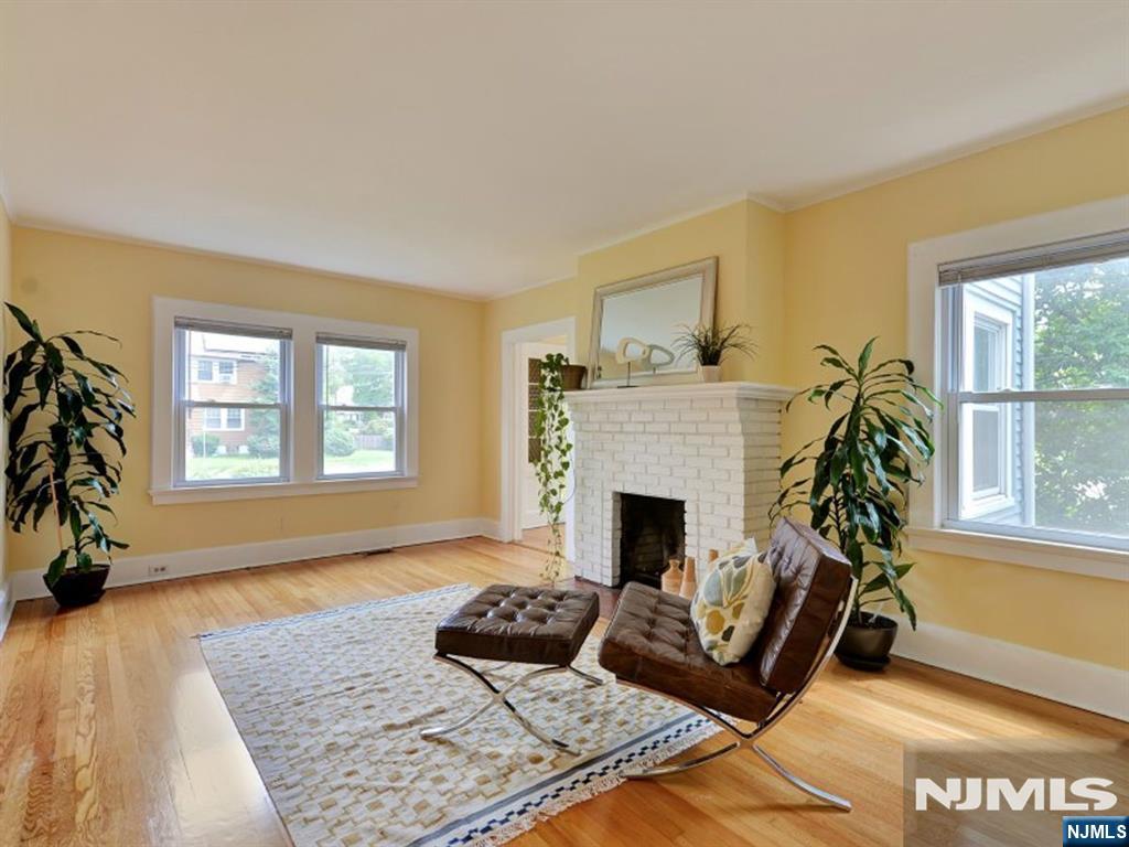 69 Watchung Avenue 1 Property Photo 5