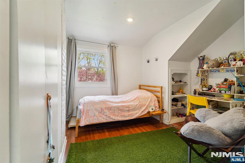 120 Gordon Avenue Property Photo 16