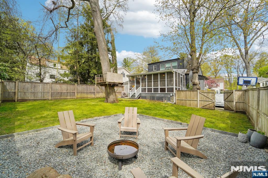 120 Gordon Avenue Property Photo 33