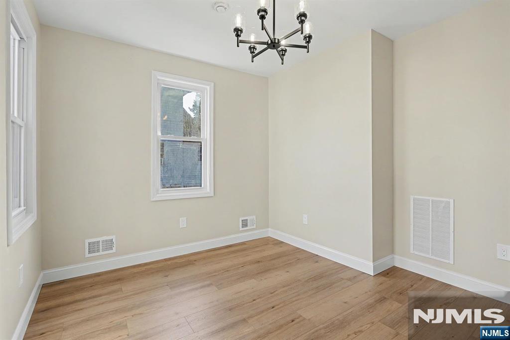 22 W Central Avenue Property Photo 17