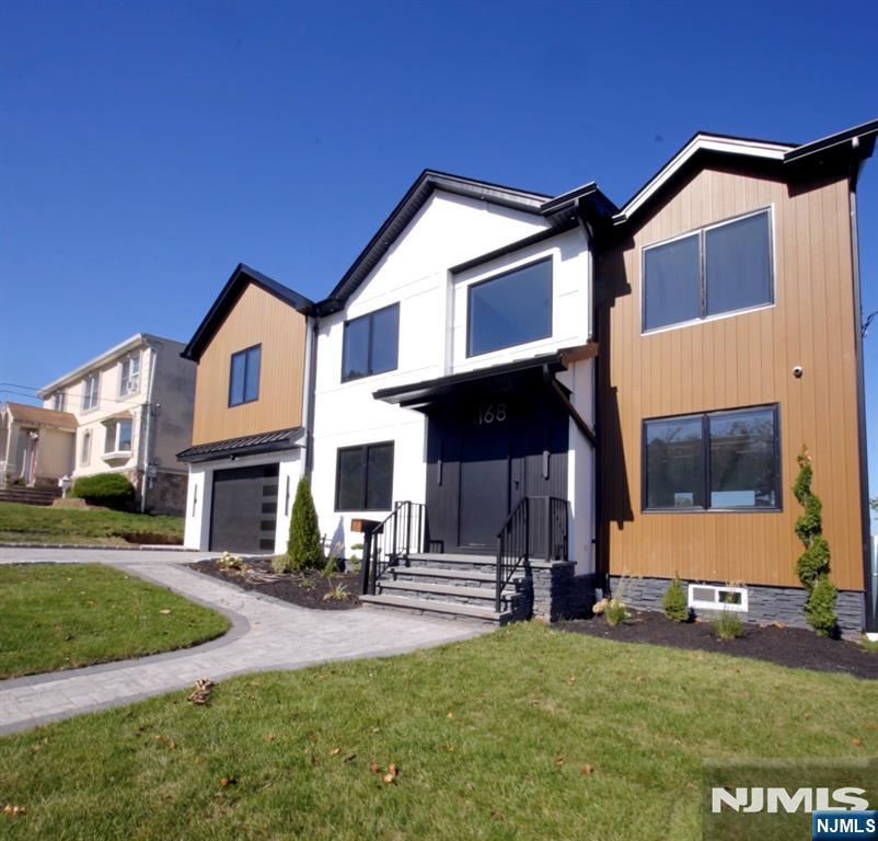 166 Elmwood Drive Property Photo 1