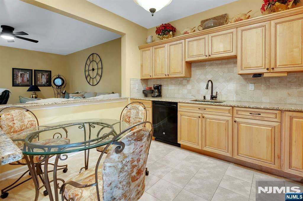 84 Emily Place Property Photo 16