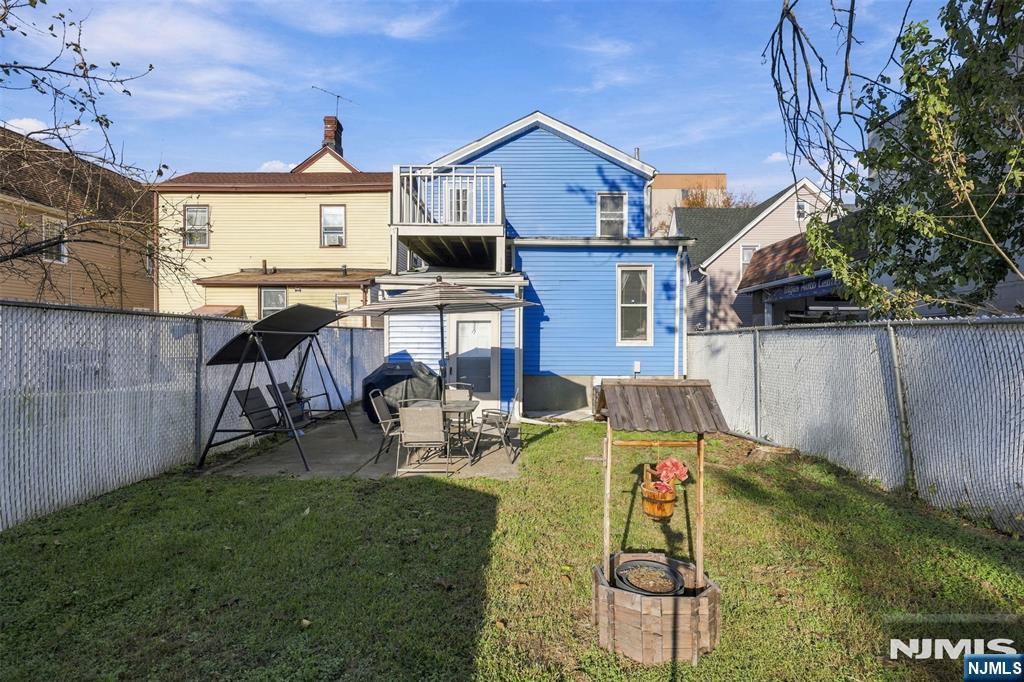 74 Union Street Property Photo 29