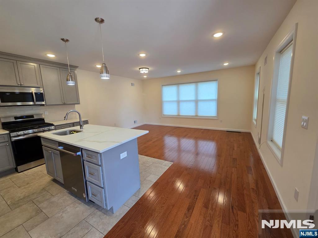 24b Sidney Avenue Property Photo 6