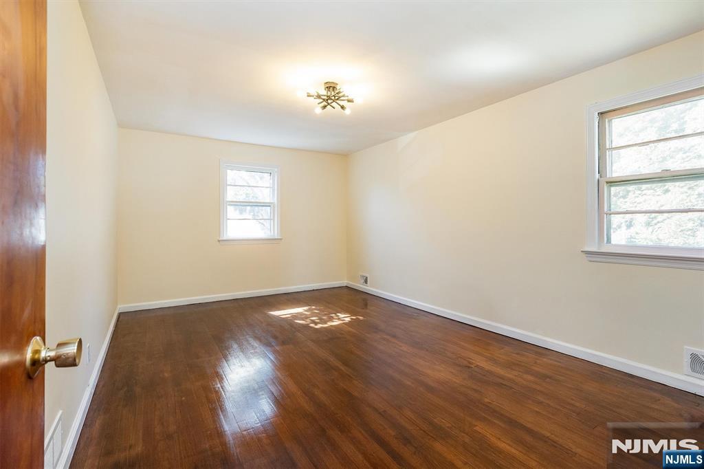 246 Grove Street Property Photo 30
