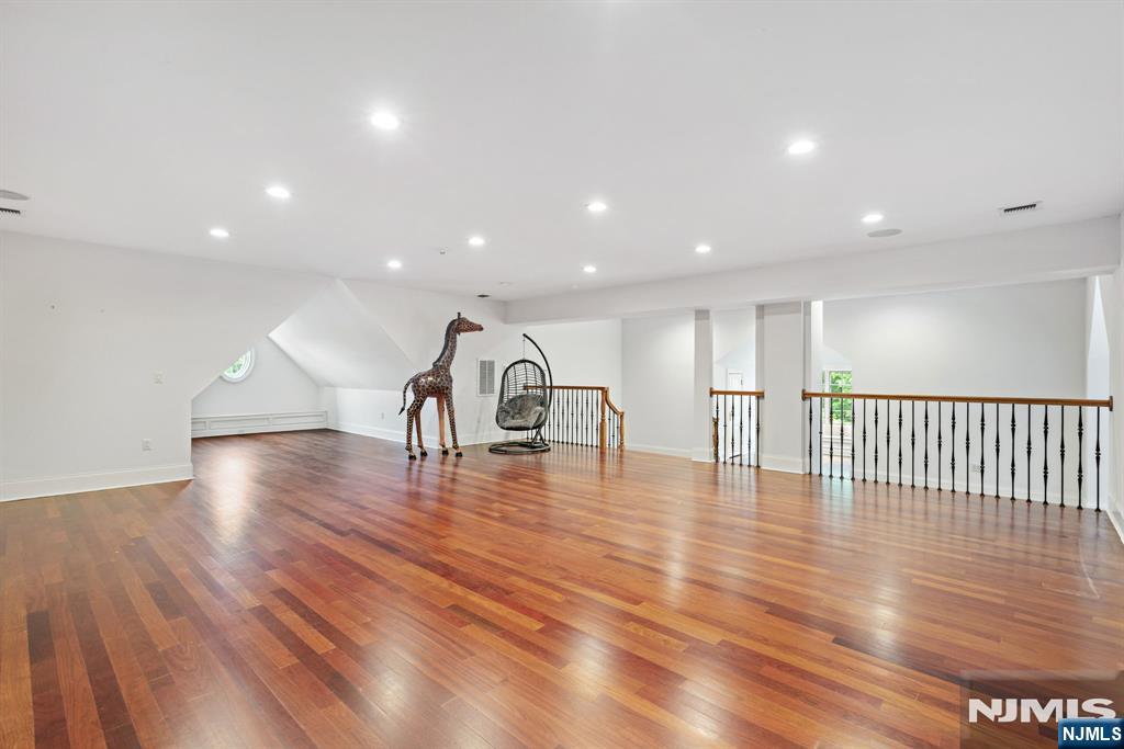 146 E Allendale Road Property Photo 18