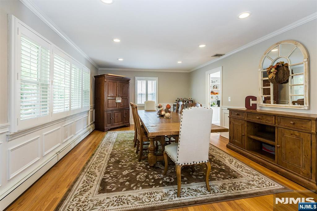 22 Sloping Hill Terrace Property Photo 6