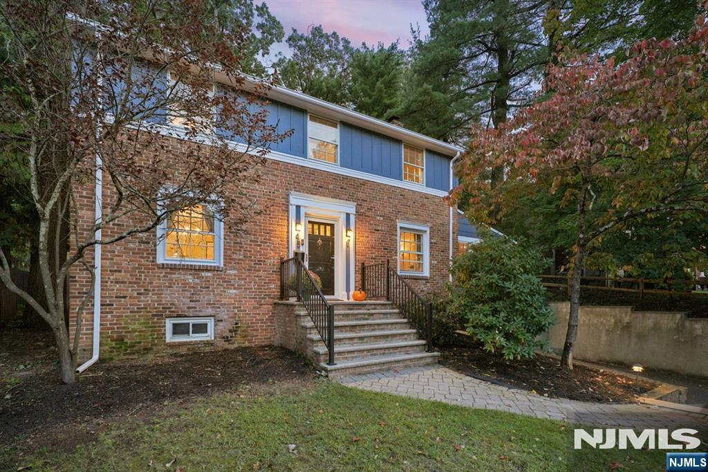 45 Wayland Drive Property Photo 2