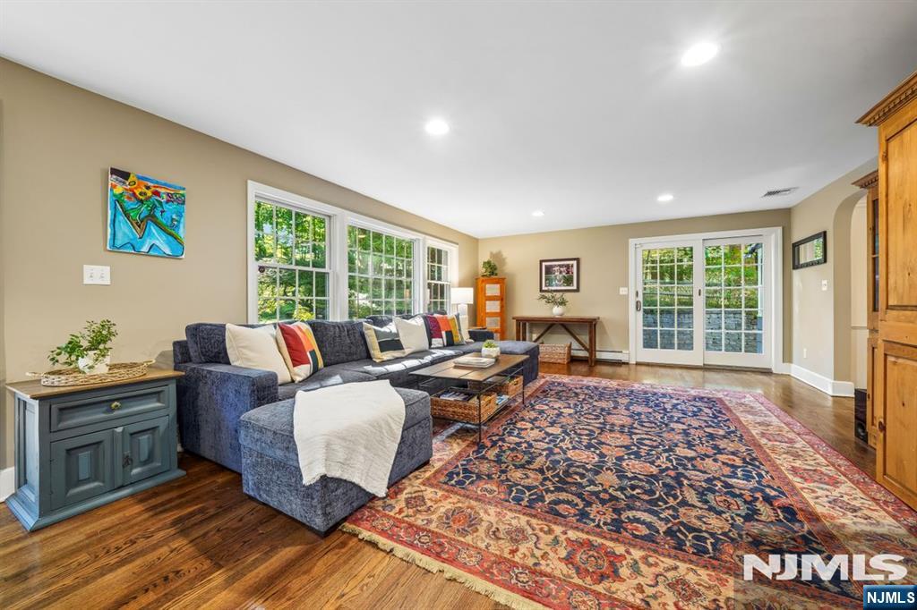 45 Wayland Drive Property Photo 10