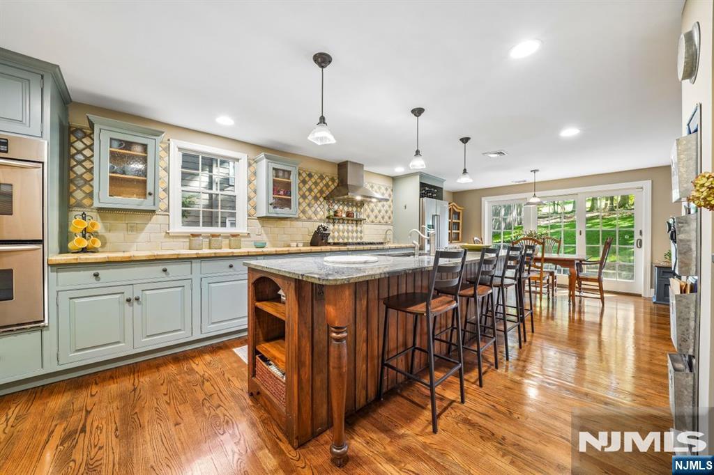 45 Wayland Drive Property Photo 12