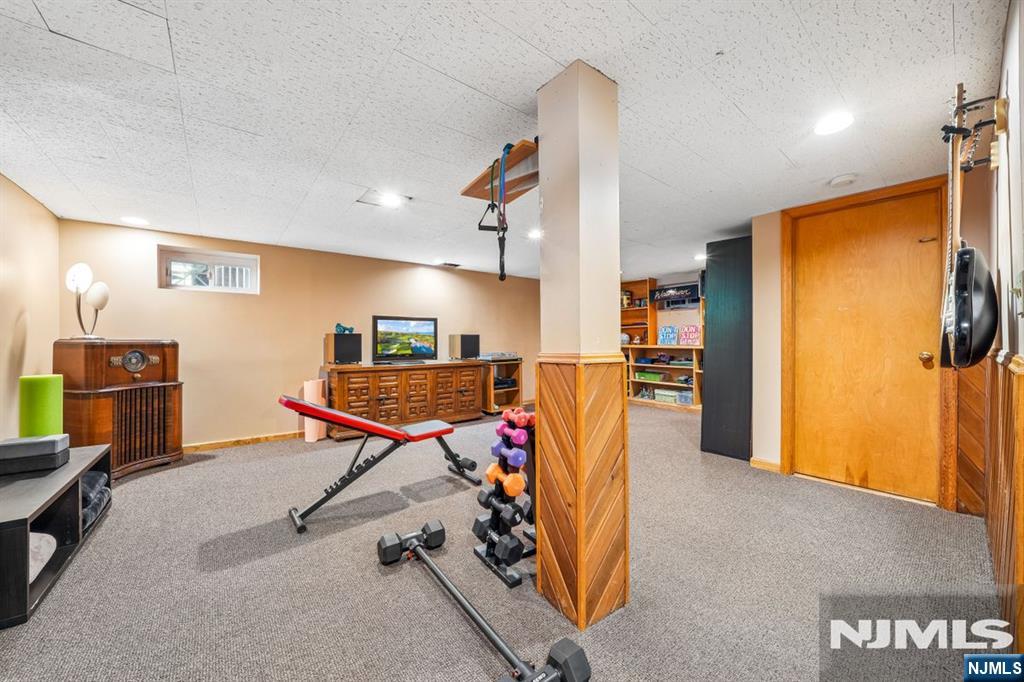 45 Wayland Drive Property Photo 31