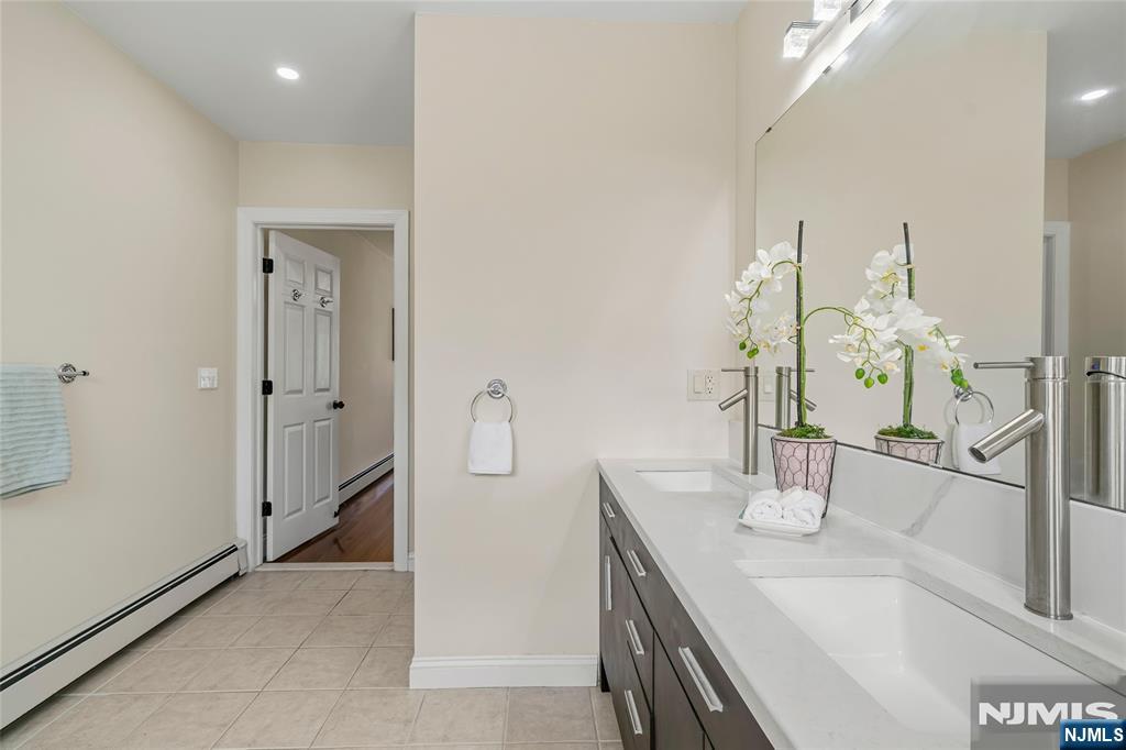 102 Sherwood Avenue Property Photo 36