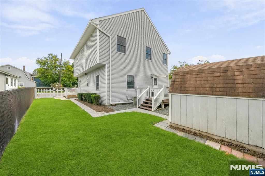 102 Sherwood Avenue Property Photo 47