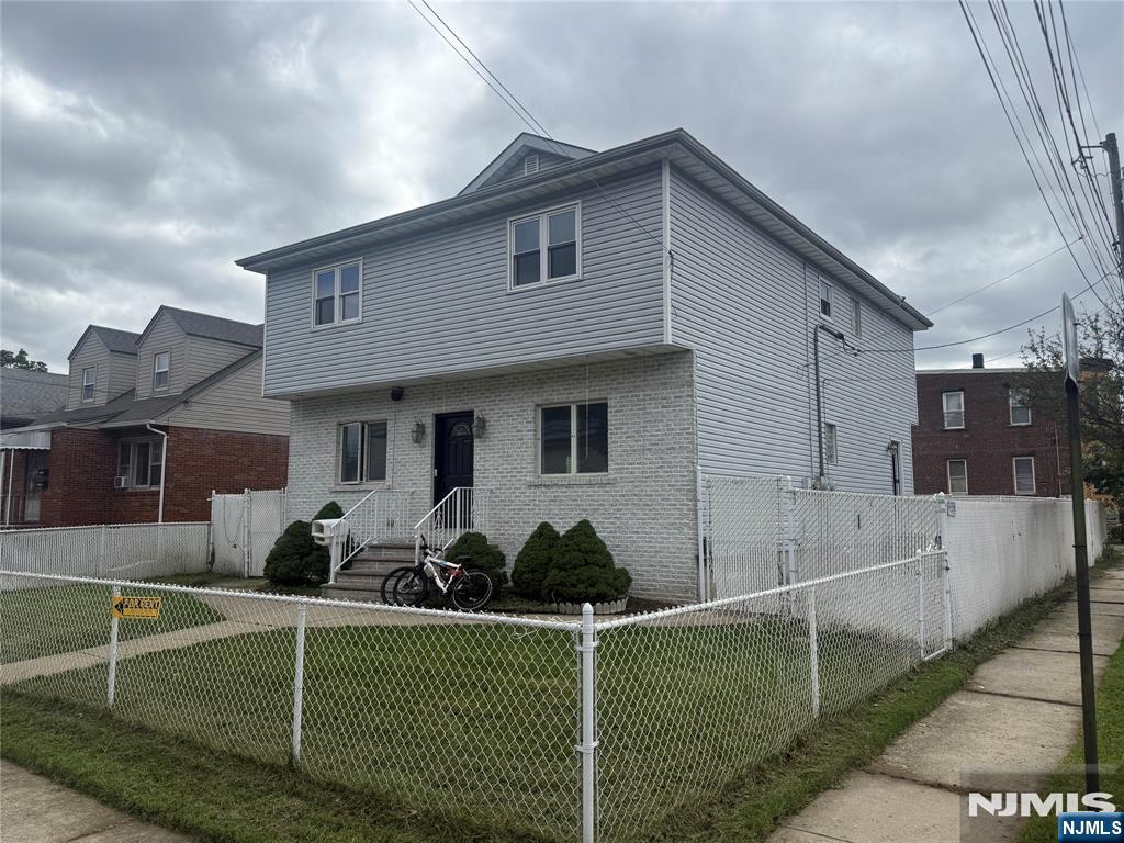 148 Church Street Property Photo 2