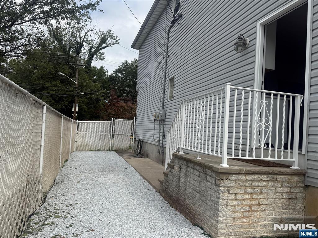 148 Church Street Property Photo 15