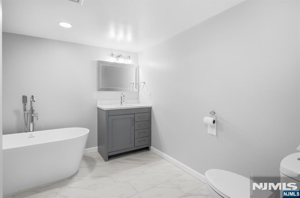 183 Greenwood Drive Property Photo 8