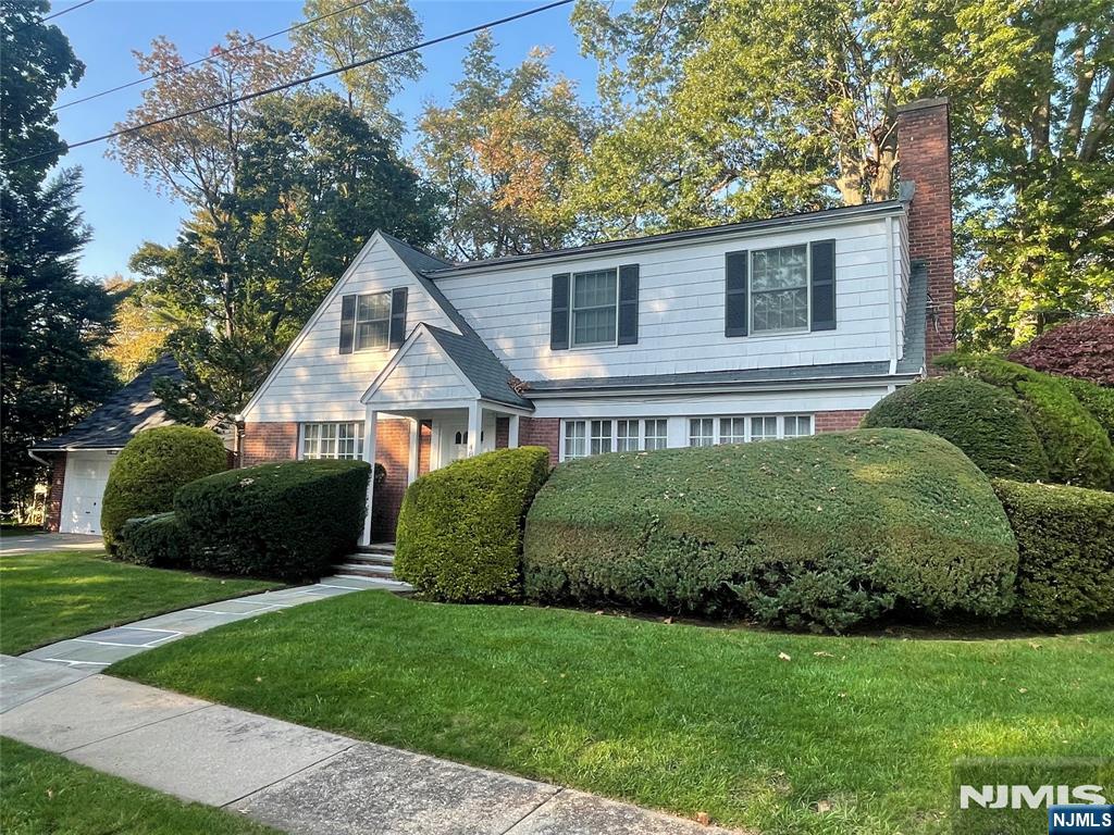 489 Reis Avenue Property Photo 3