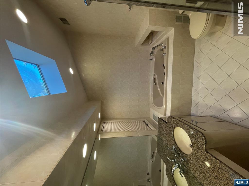 489 Reis Avenue Property Photo 12
