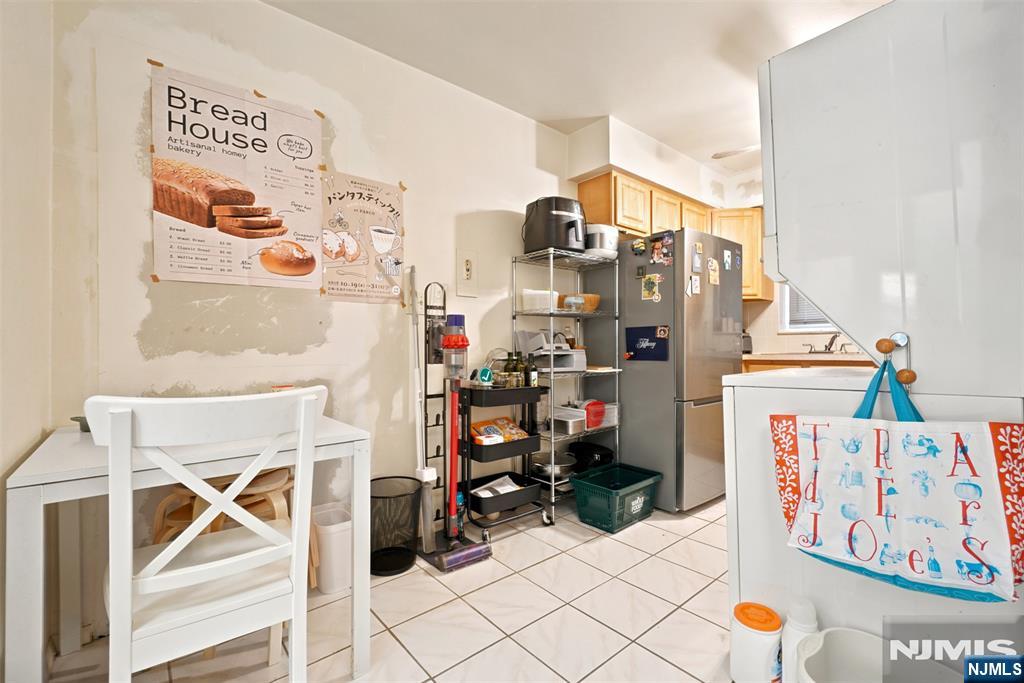 1030 Koelle Boulevard 1 Property Photo 7