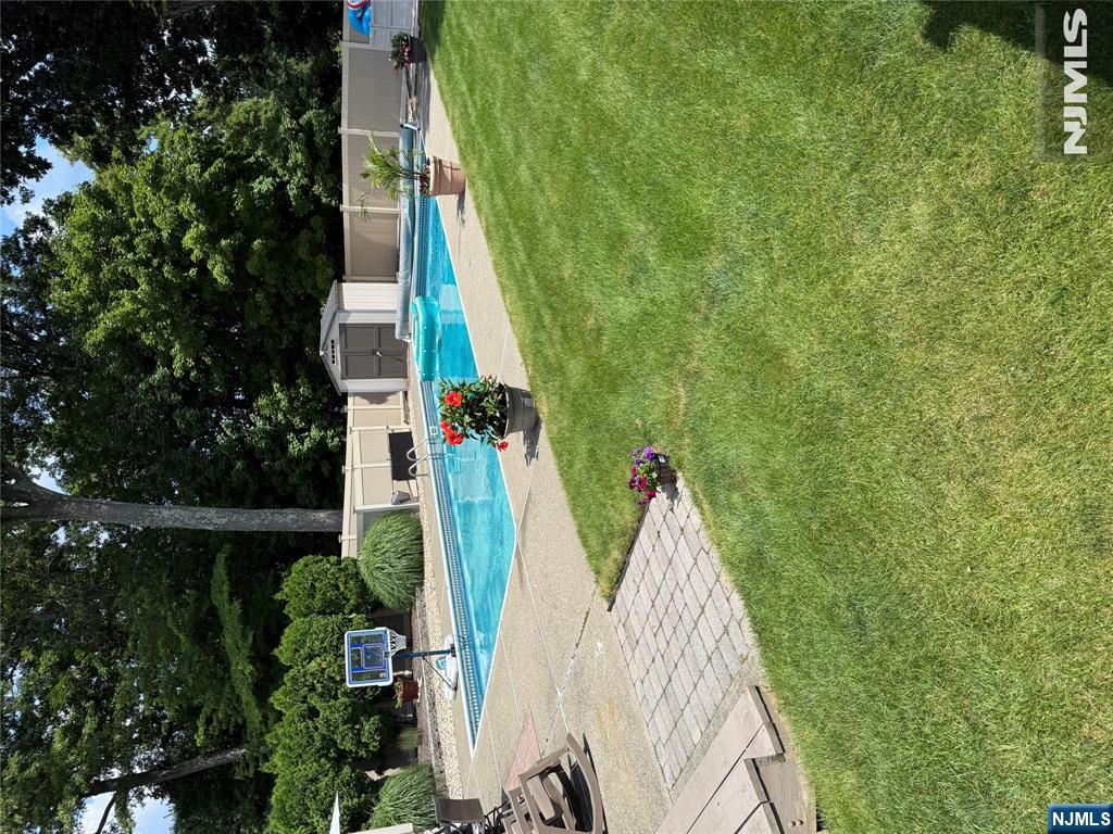 7 Perrelli Lane Property Photo 38