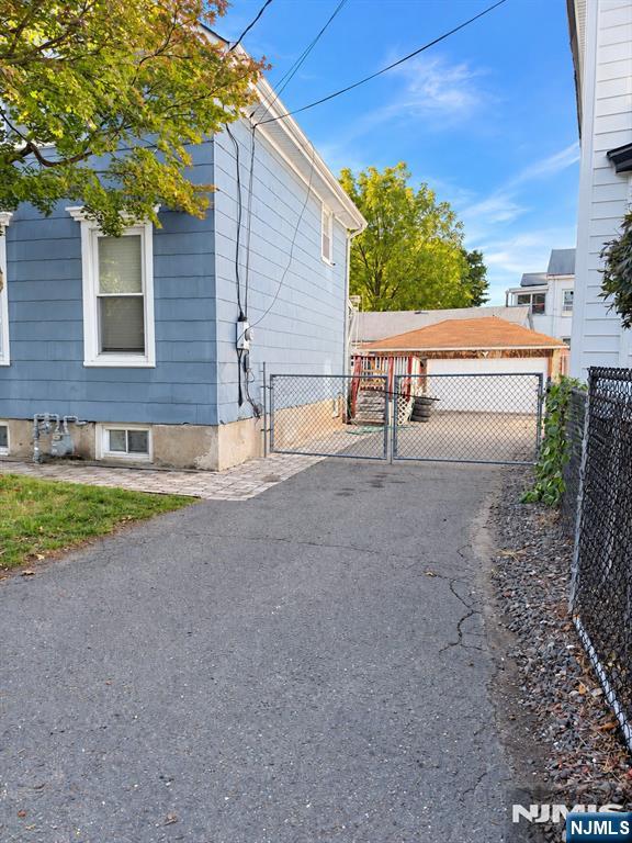 231 Burhans Avenue Property Photo 4