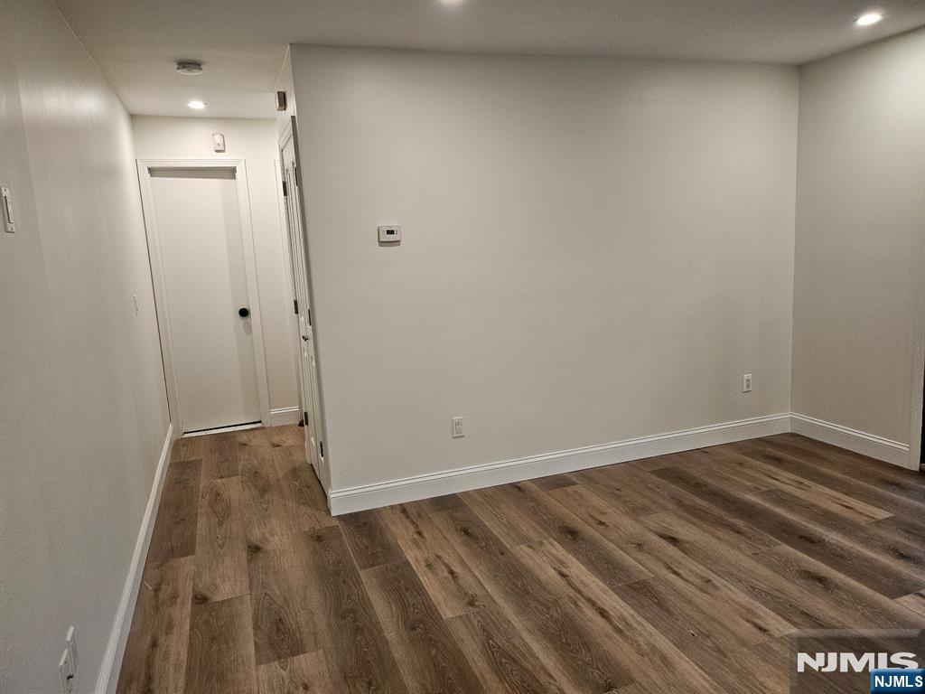 700 Schuyler Avenue B23 Property Photo 2