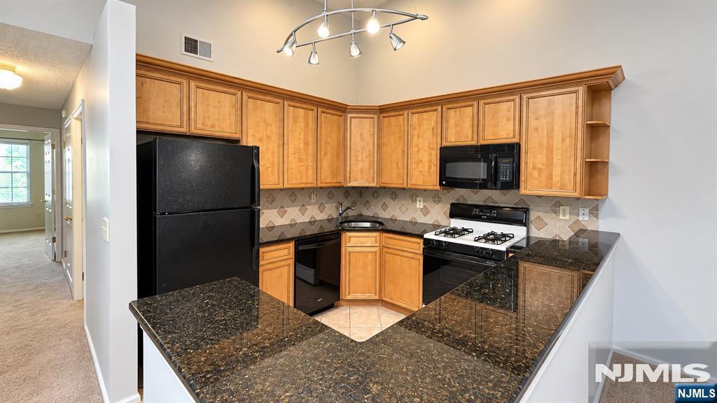 898 Tuliptree Court Property Photo 4