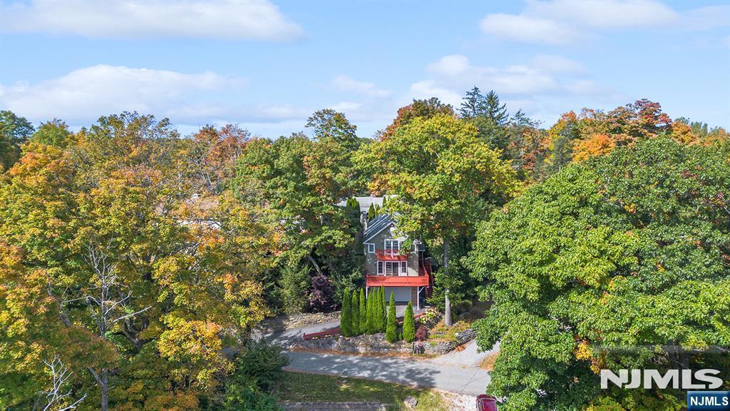 234 Point Breeze Drive Property Photo 4