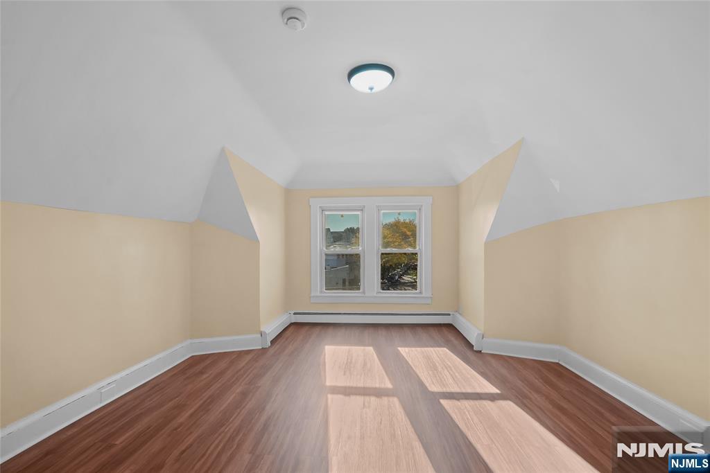 442 Lexington Avenue 3rd Fl Property Photo 1