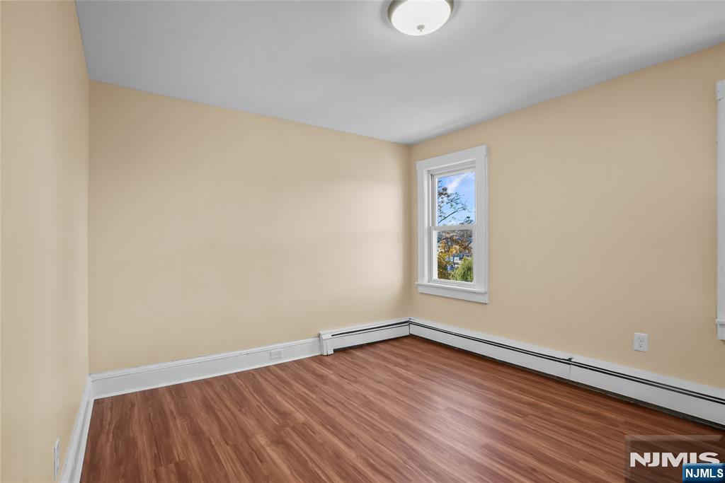 442 Lexington Avenue 3rd Fl Property Photo 5