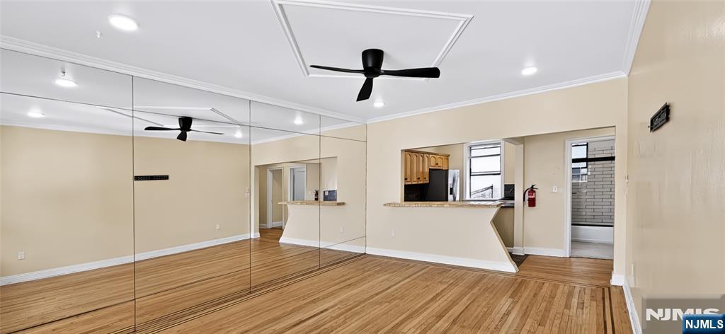 1100 83rd Street C6 Property Photo 3