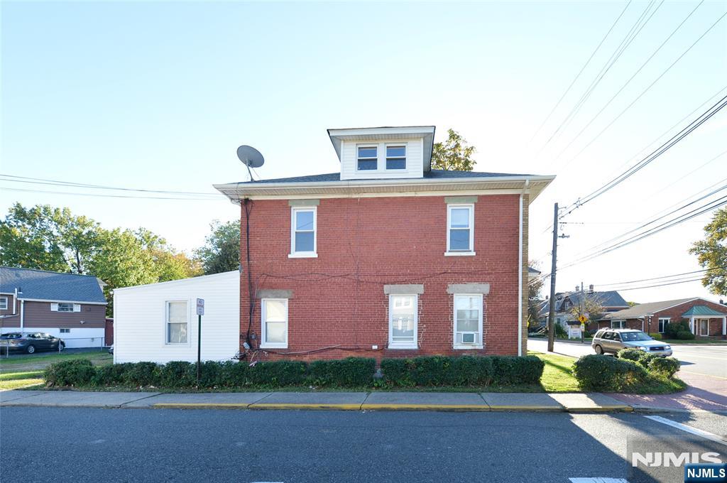 52 Moonachie Road Property Photo 6