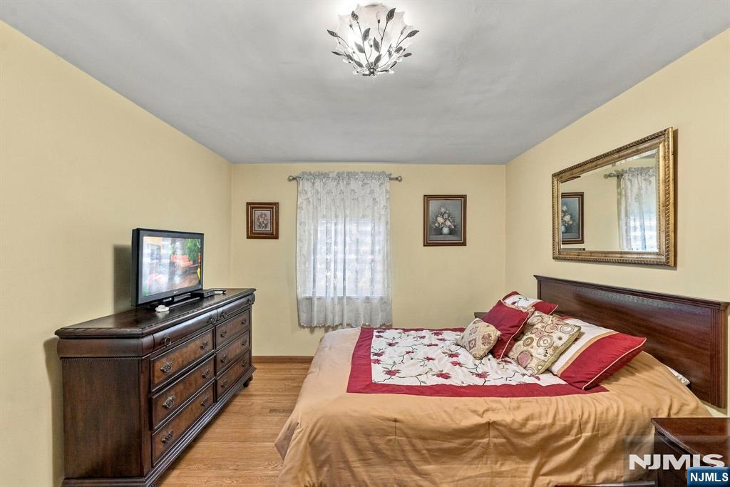 1118 Wilson Avenue Property Photo 12
