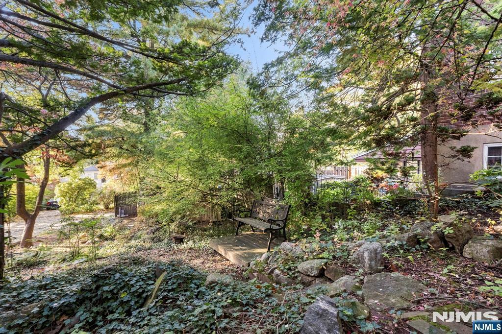 1118 Wilson Avenue Property Photo 31