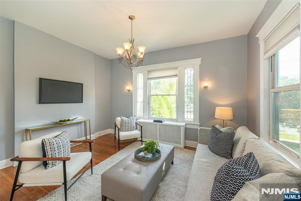 65 Osborne Street Property Photo 8
