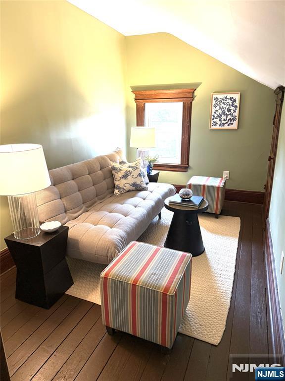 65 Osborne Street Property Photo 21