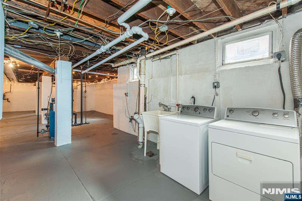 65 Osborne Street Property Photo 25