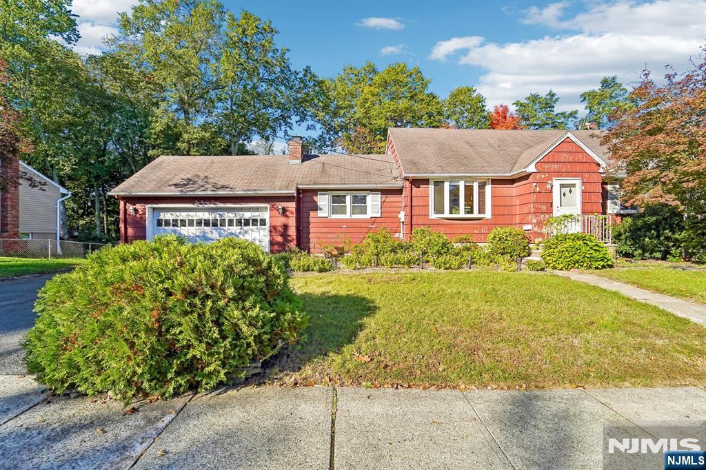 170 Fern Street Property Photo 1