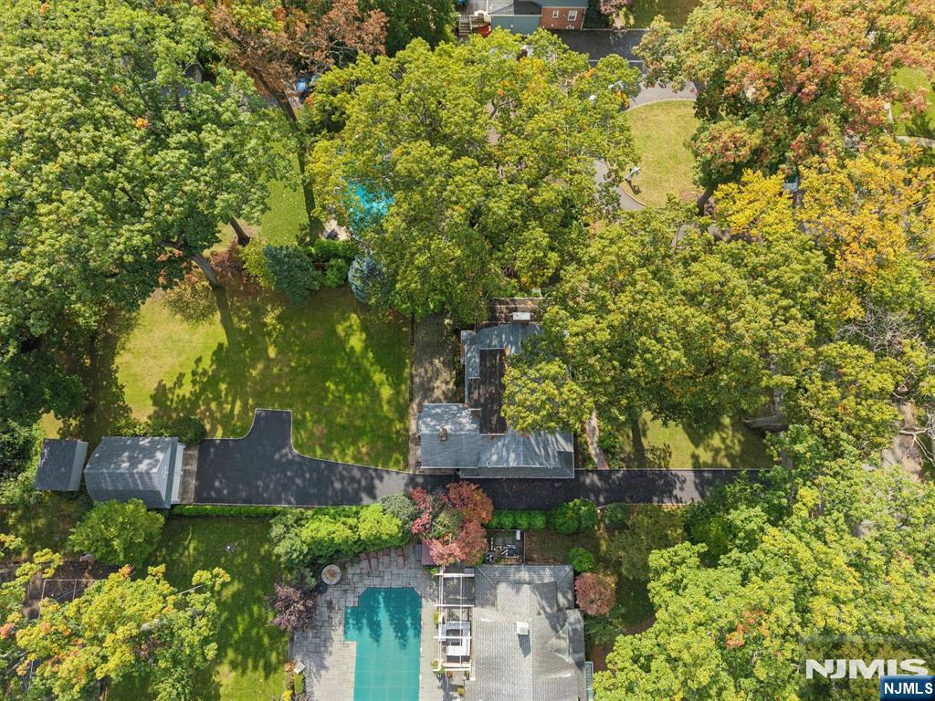 115 Forest Avenue Property Photo 48