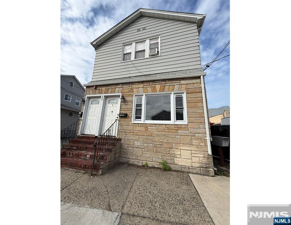 355 River Drive Property Photo 1