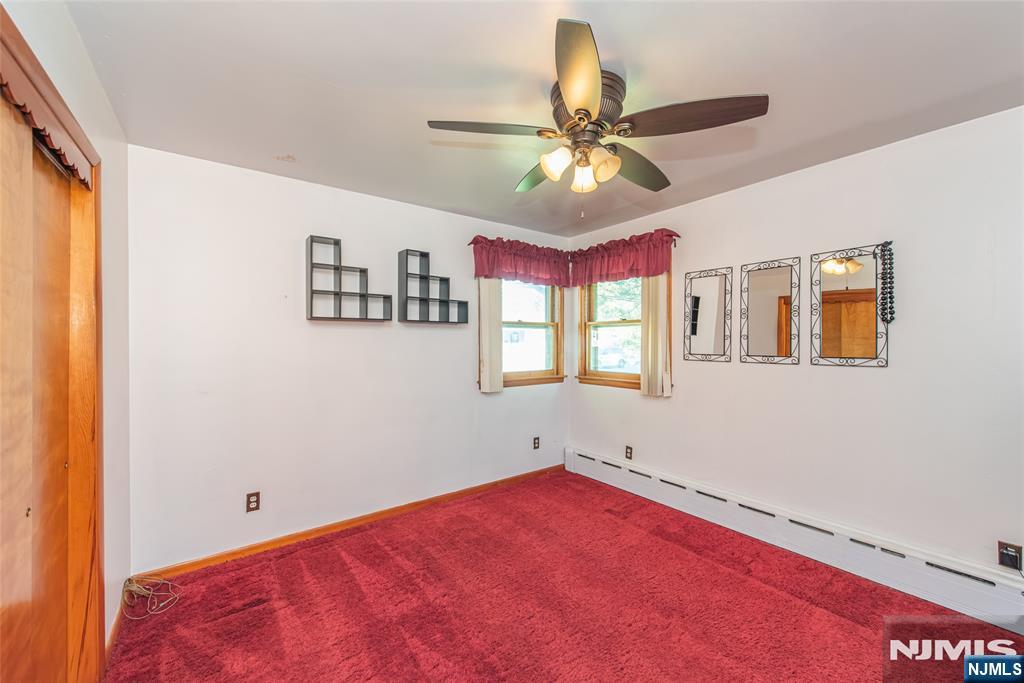 104 Oak Street Property Photo 11